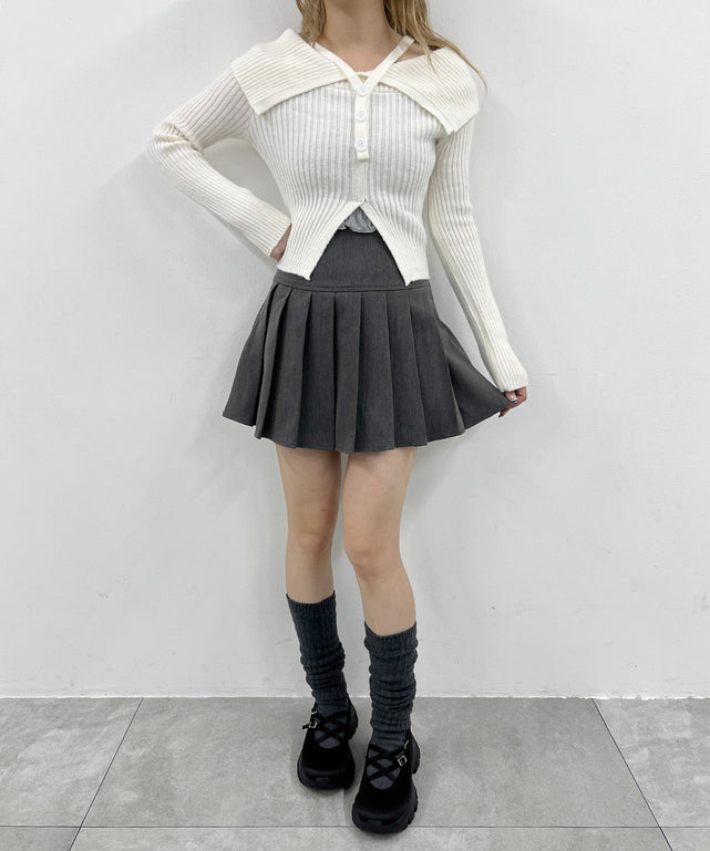 ホワイト モデル：160㎝ F着用