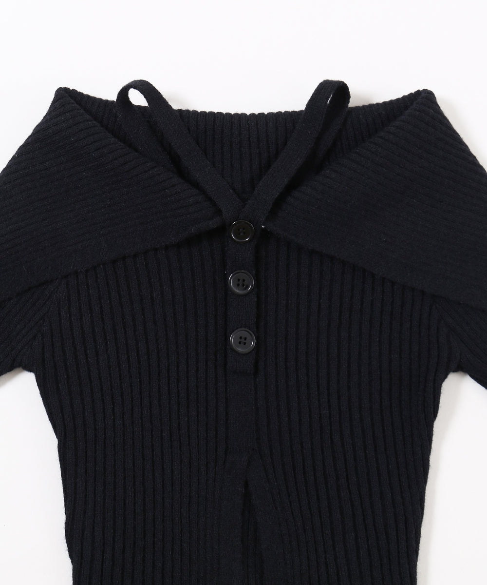 ストラップデザインオフショルニット