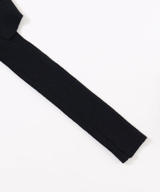 ストラップデザインオフショルニット