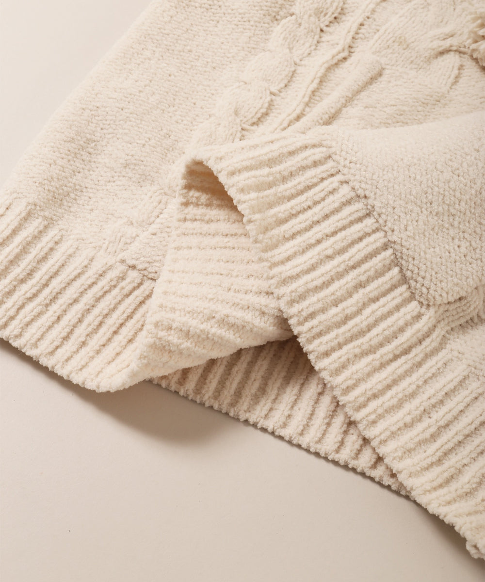 ビッグフードポンポンニットパーカー