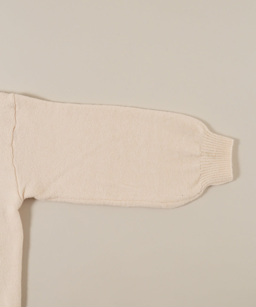 レースアップルーズニット