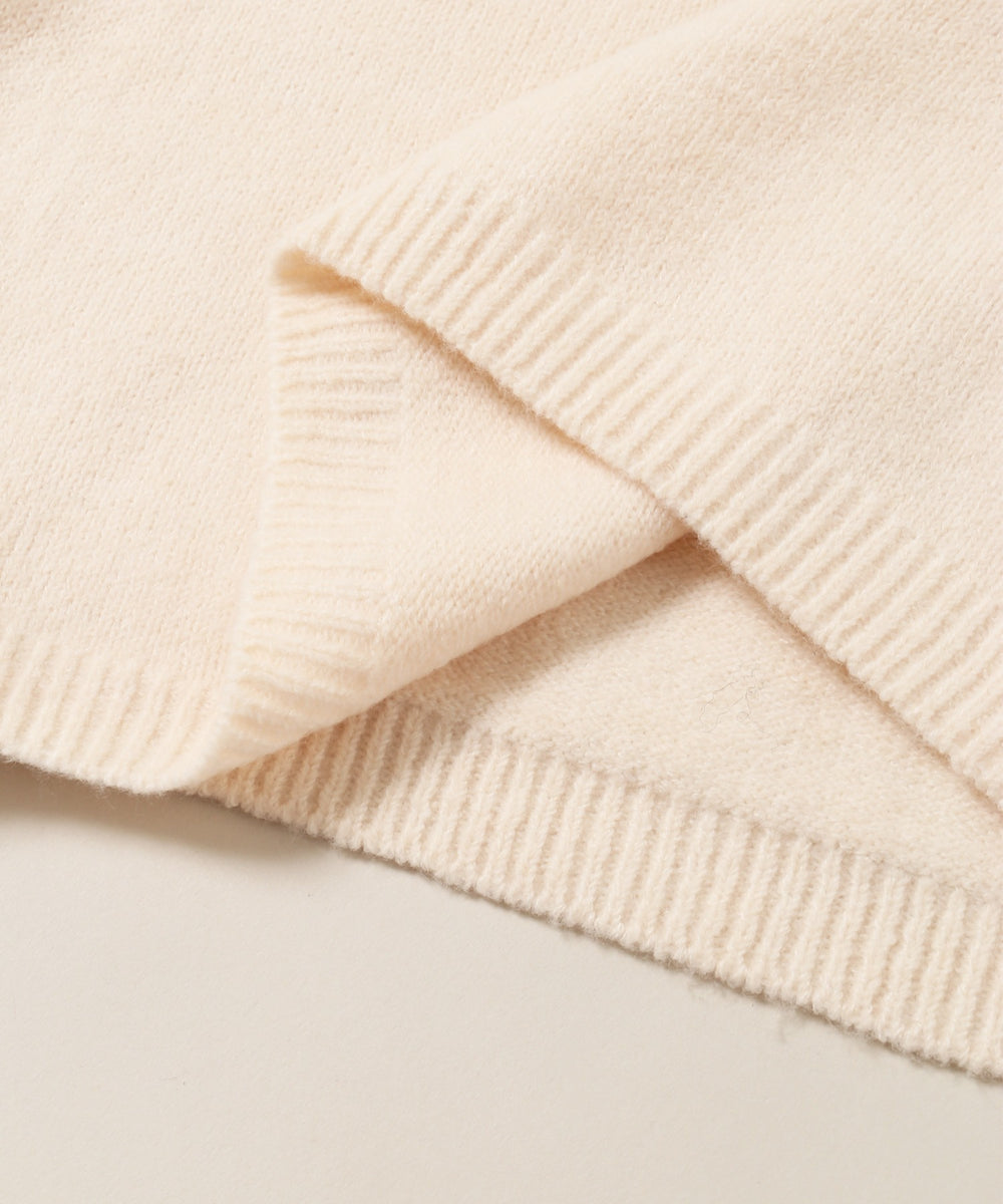 レースアップルーズニット