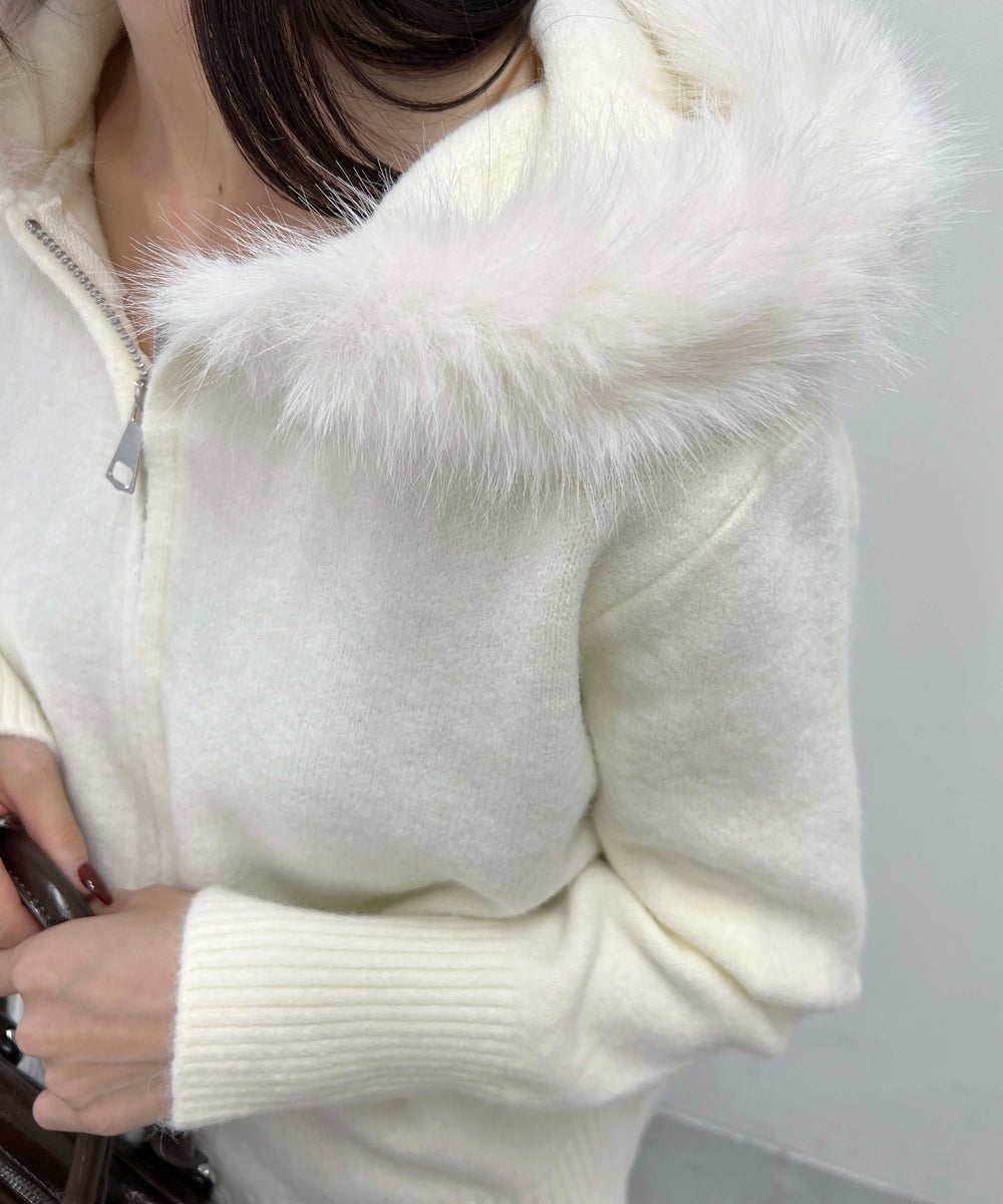 ホワイト モデル：157㎝ F着用