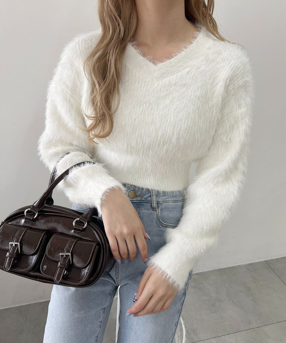 ホワイト モデル：160㎝ F着用