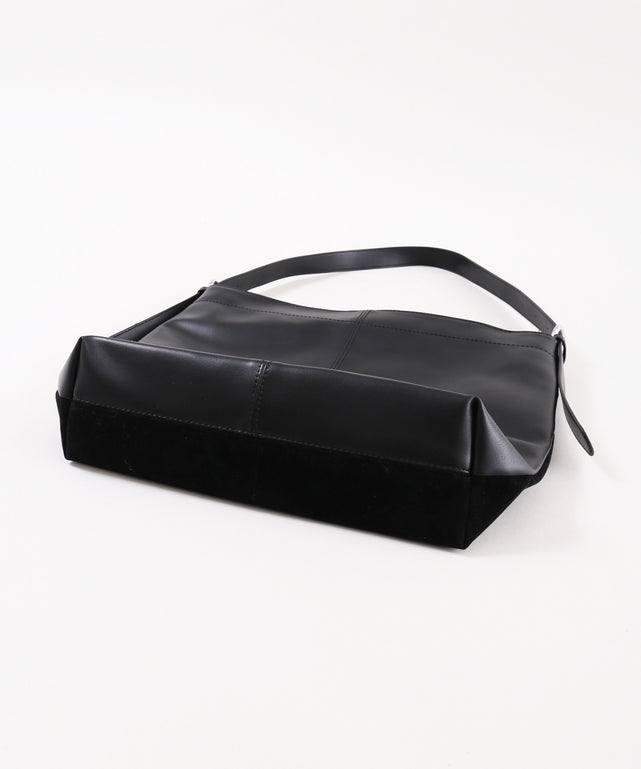 リボンスウェードタッチショルダーバッグ