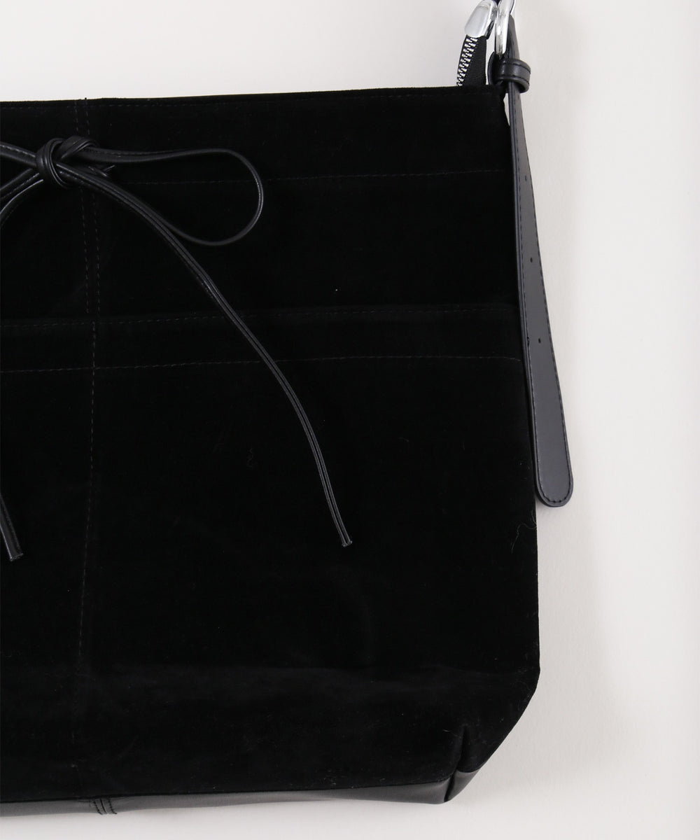 リボンスウェードタッチショルダーバッグ