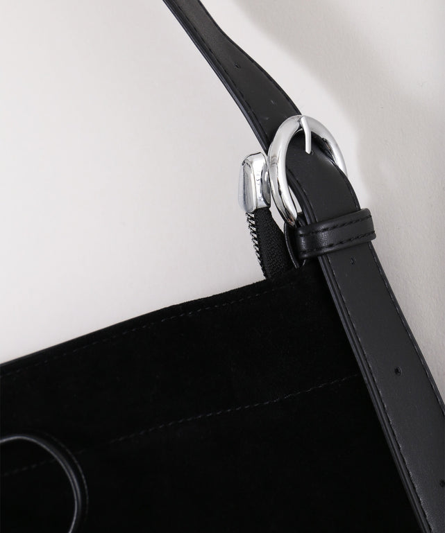 リボンスウェードタッチショルダーバッグ