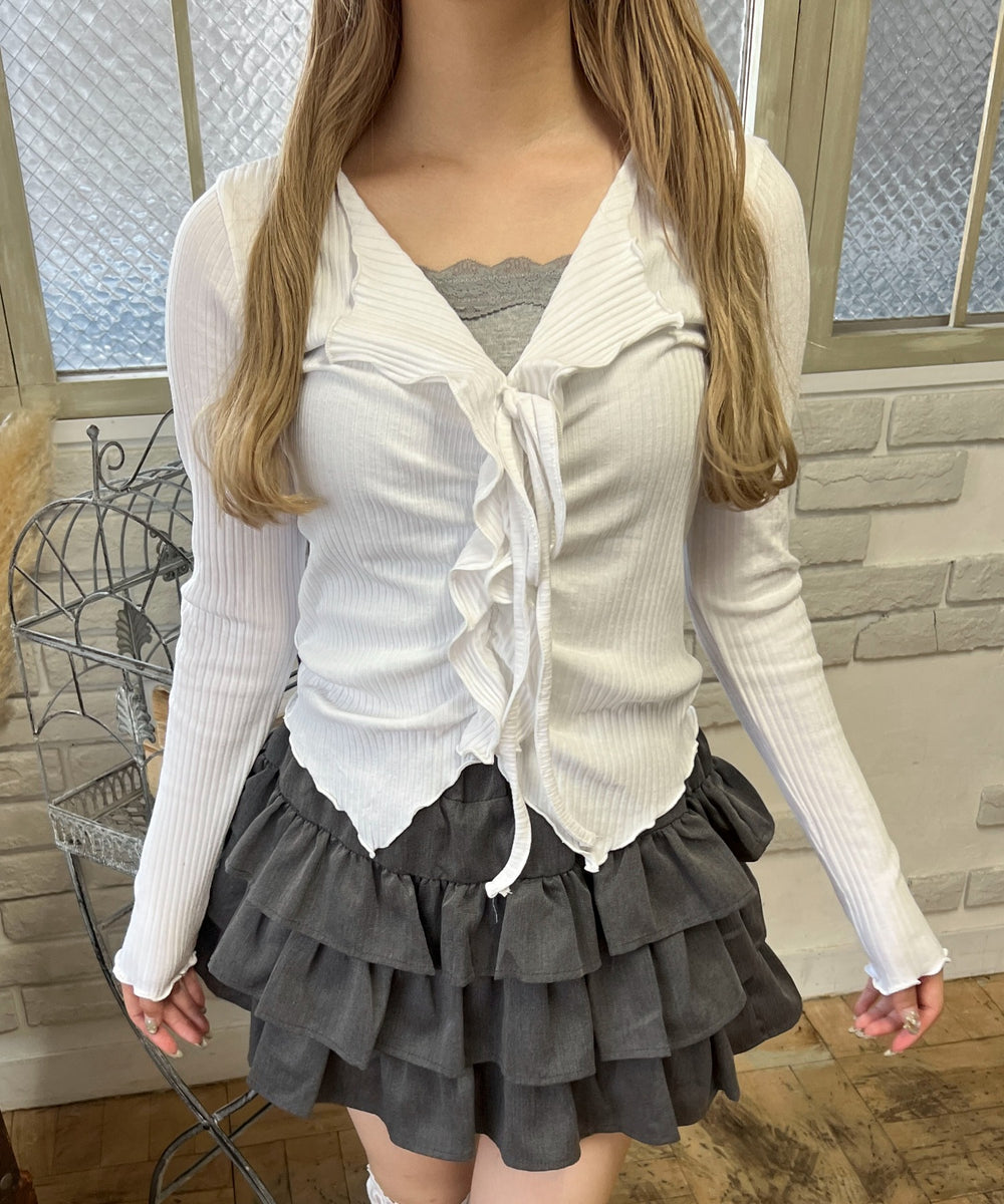 ホワイト モデル：160㎝ F着用