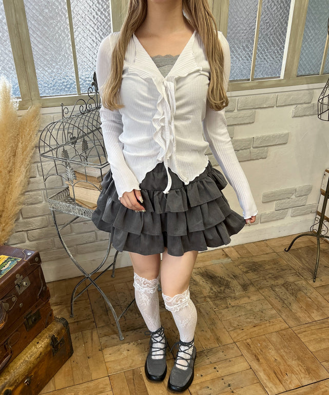 ホワイト モデル：160㎝ F着用