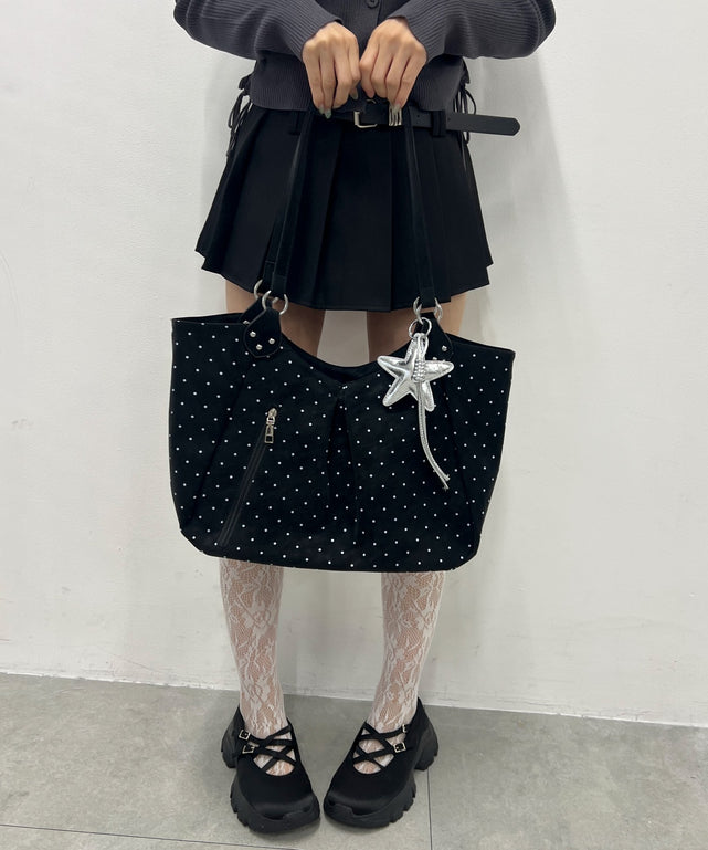 ブラック
