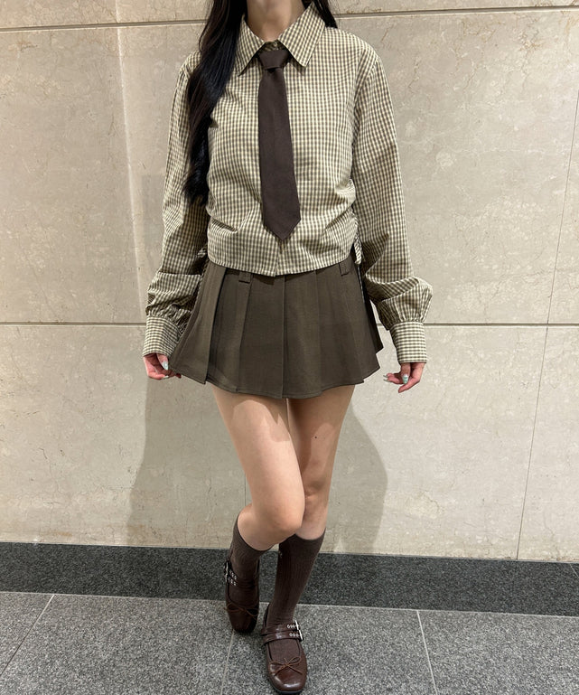 ベージュ モデル：158㎝ F着用