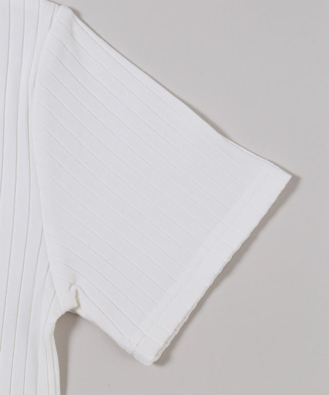 襟付きコンパクトTシャツ