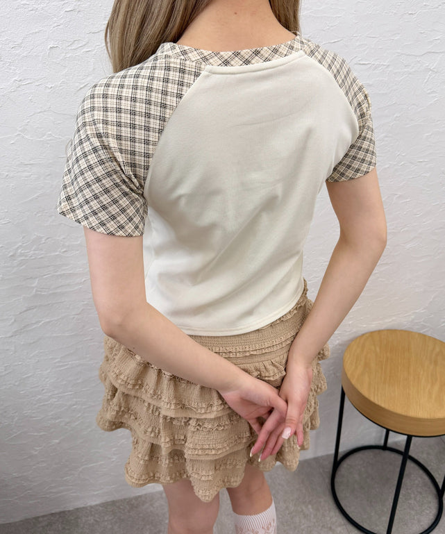 ベージュ モデル：160㎝ F着用