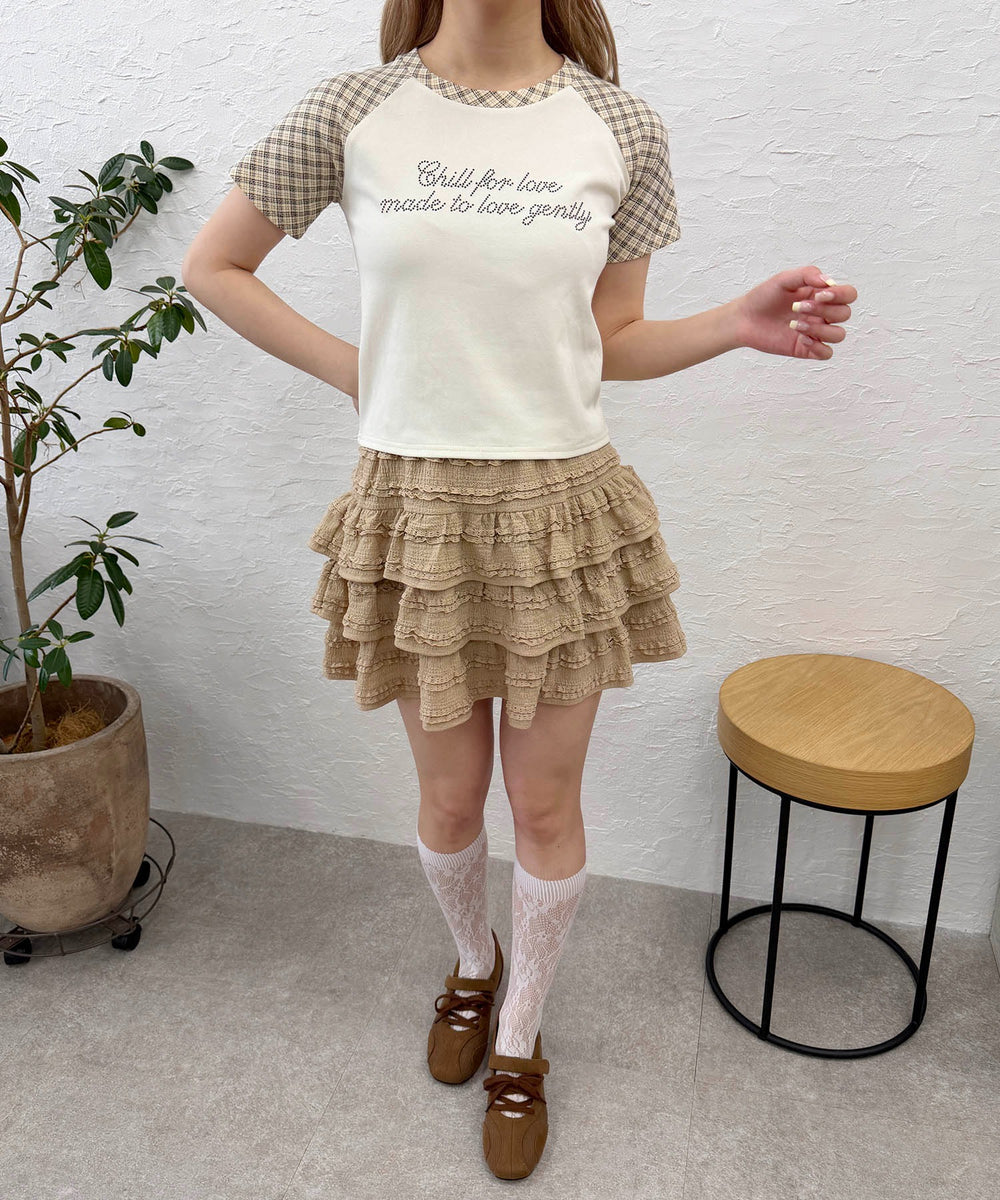 ベージュ モデル：160㎝ F着用