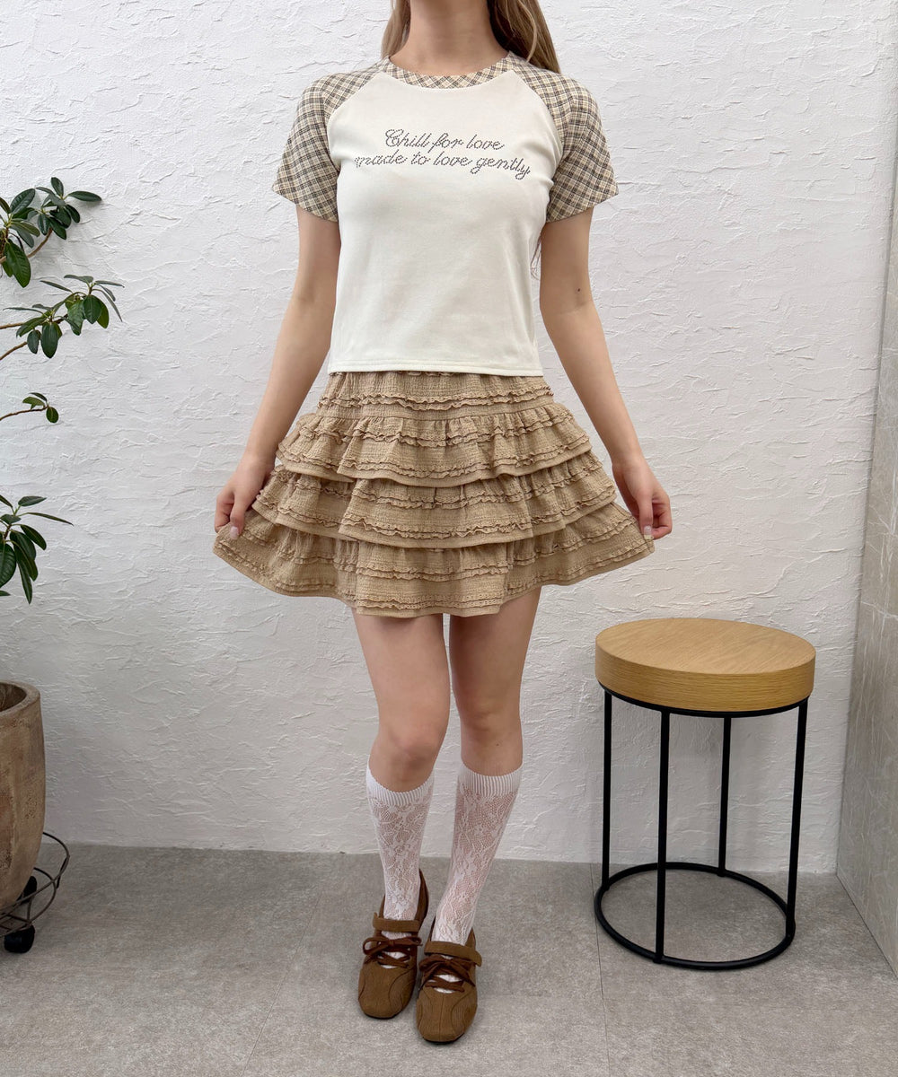 ベージュ モデル：160㎝ F着用