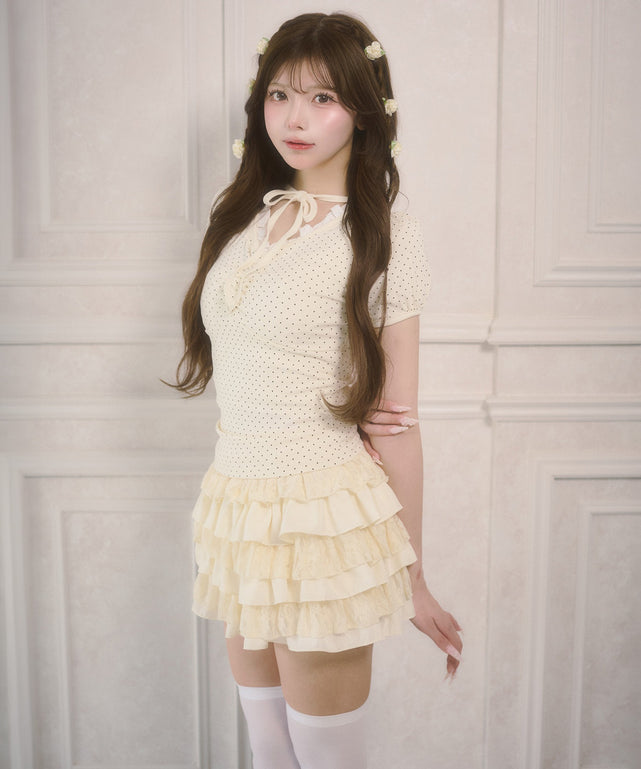 ホワイトアイボリー モデル：164㎝ F着用