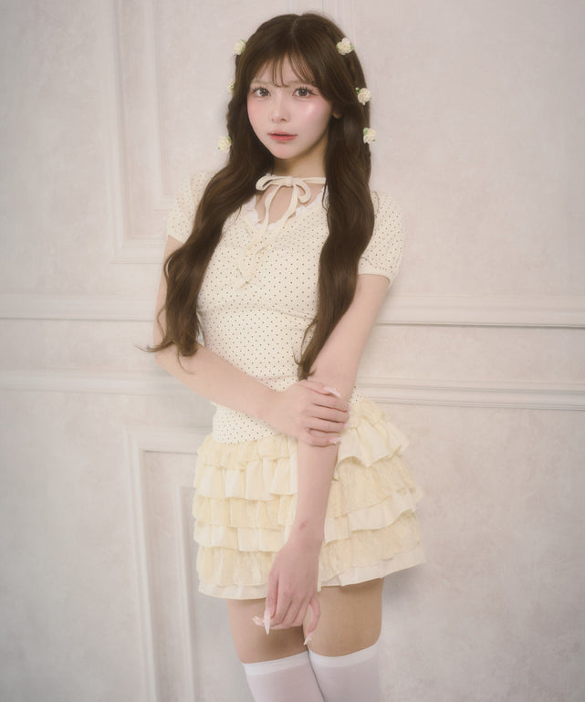 ホワイトアイボリー モデル：164㎝ F着用