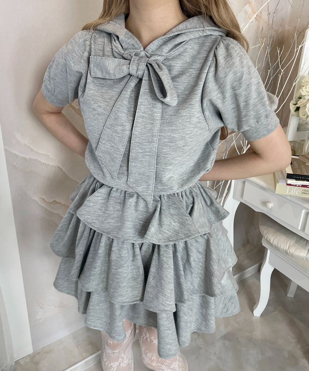 グレー モデル：160㎝ F着用