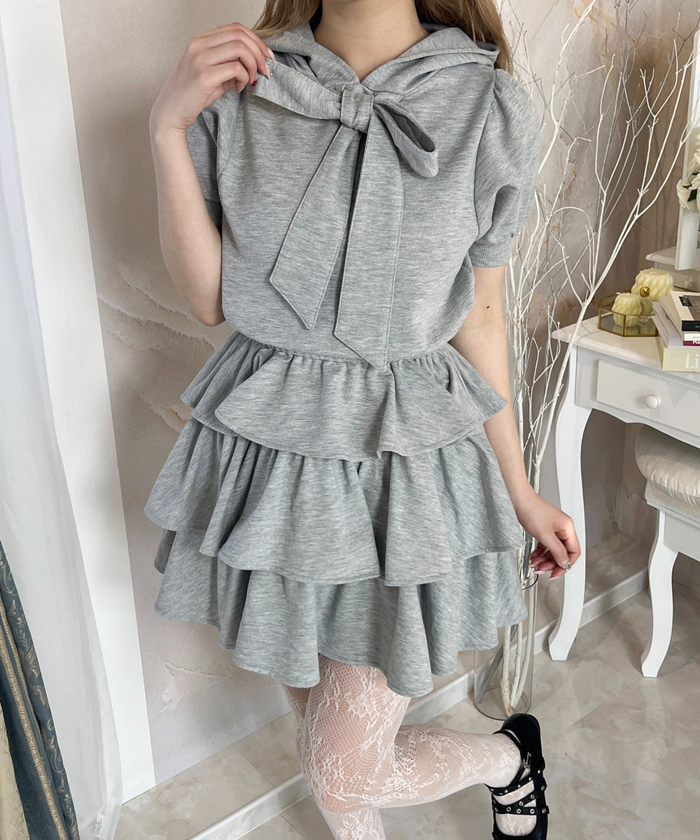 グレー モデル：160㎝ F着用