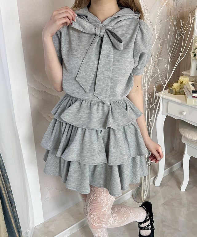 グレー モデル：160㎝ F着用