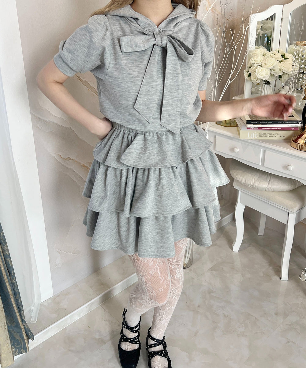 グレー モデル：160㎝ F着用