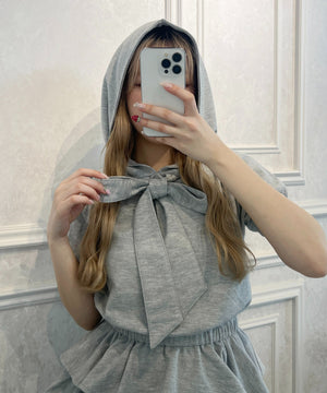 グレー モデル：160㎝ F着用