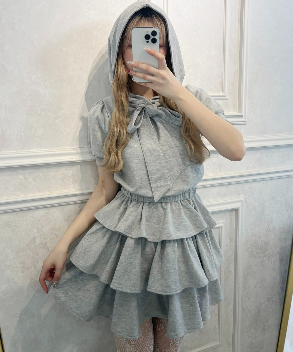 グレー モデル：160㎝ F着用