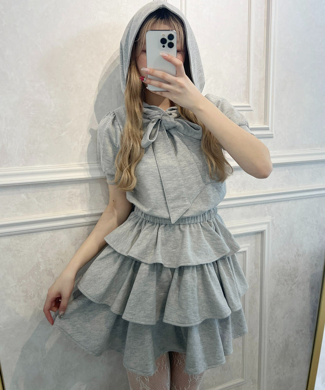 グレー モデル：160㎝ F着用