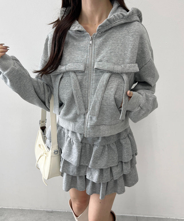 フリルフードリボンジップパーカー/グレー モデル：157㎝ F着用