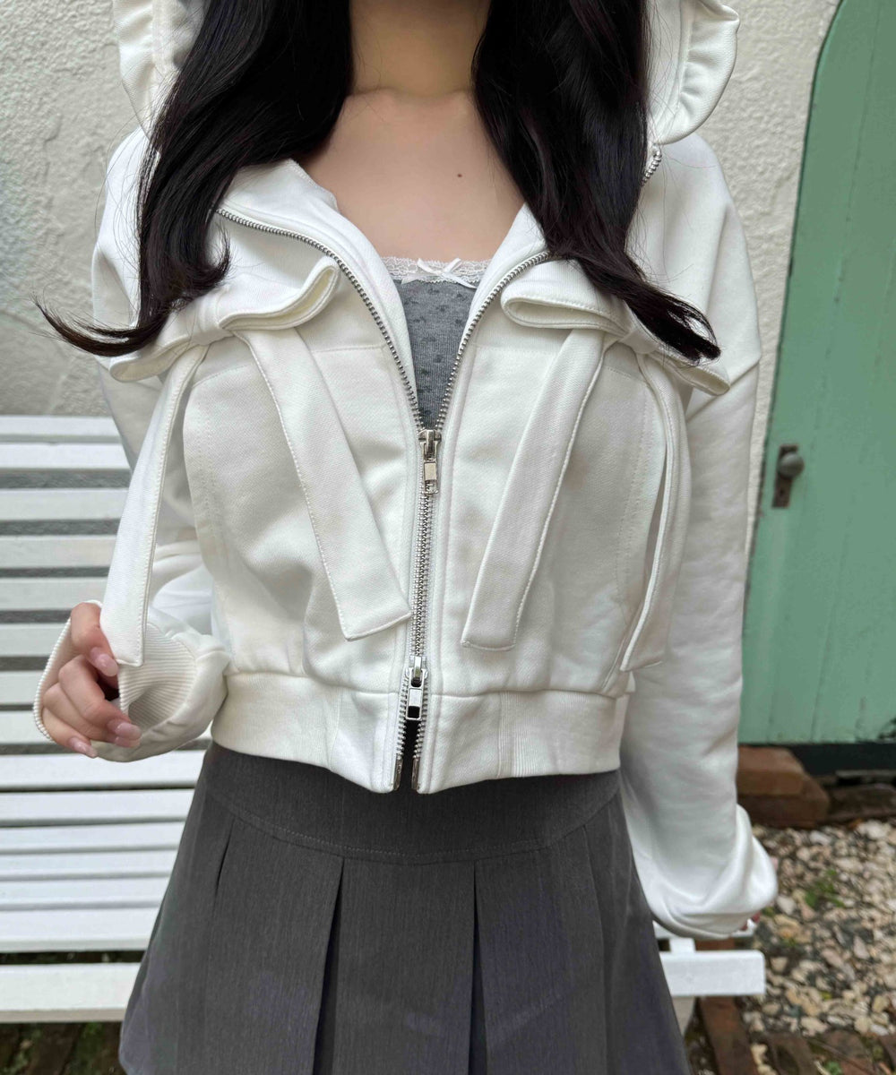 ホワイト モデル：158㎝ F着用