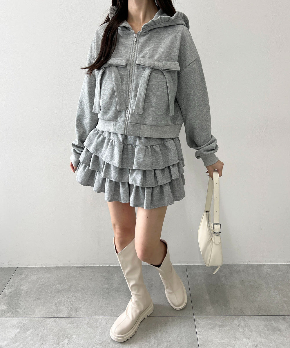 グレー モデル：157㎝ F着用