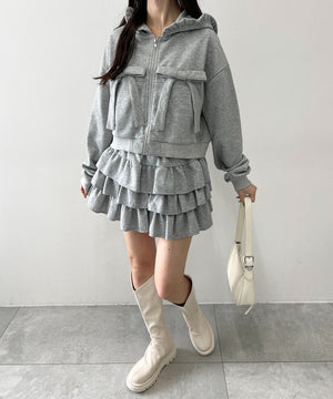 グレー モデル：157㎝ F着用