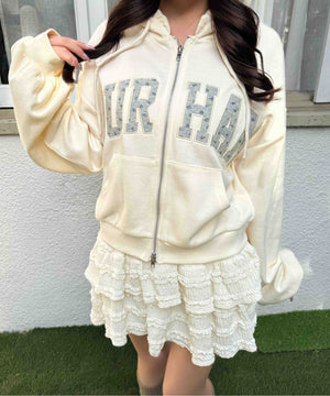 ホワイトアイボリー モデル：157㎝ F着用