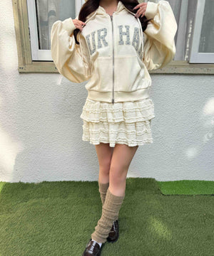 ホワイトアイボリー モデル：157㎝ F着用