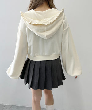 ホワイトアイボリー モデル：160㎝ F着用