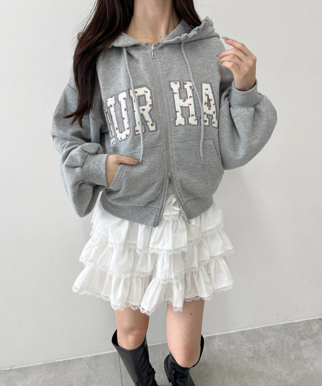 グレー モデル：157㎝ F着用