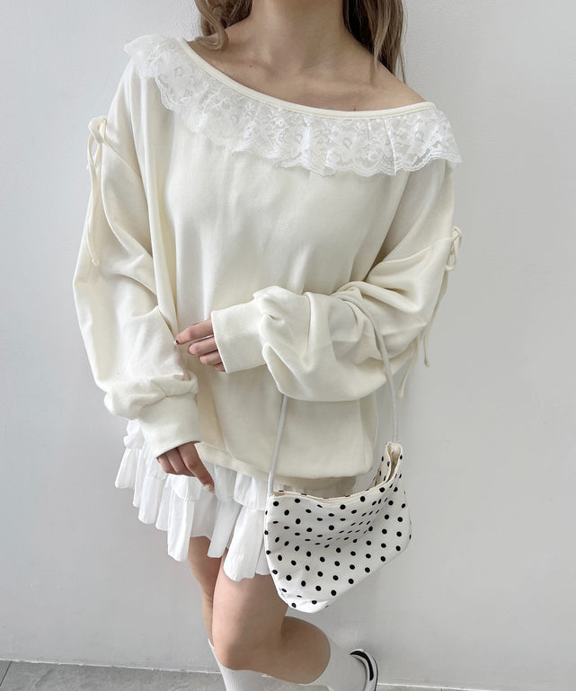 レースパイピングオフショルスウェット/ホワイトアイボリー モデル：160㎝ F着用