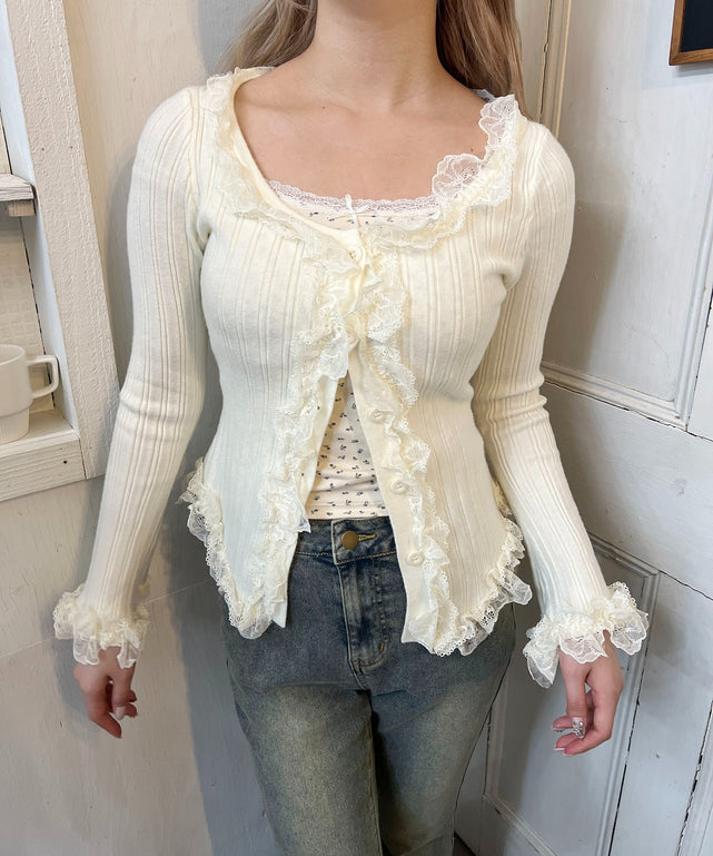 ホワイトアイボリー モデル：160㎝ F着用