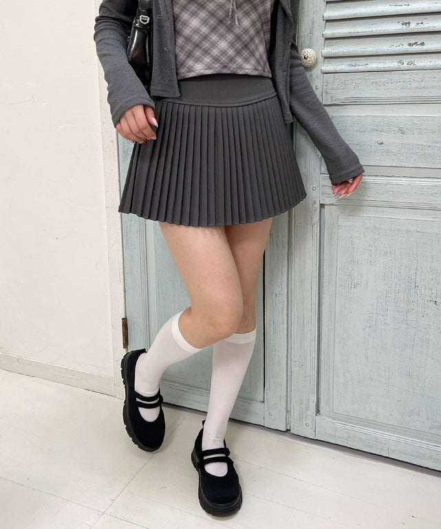 グレー モデル：160㎝ F着用