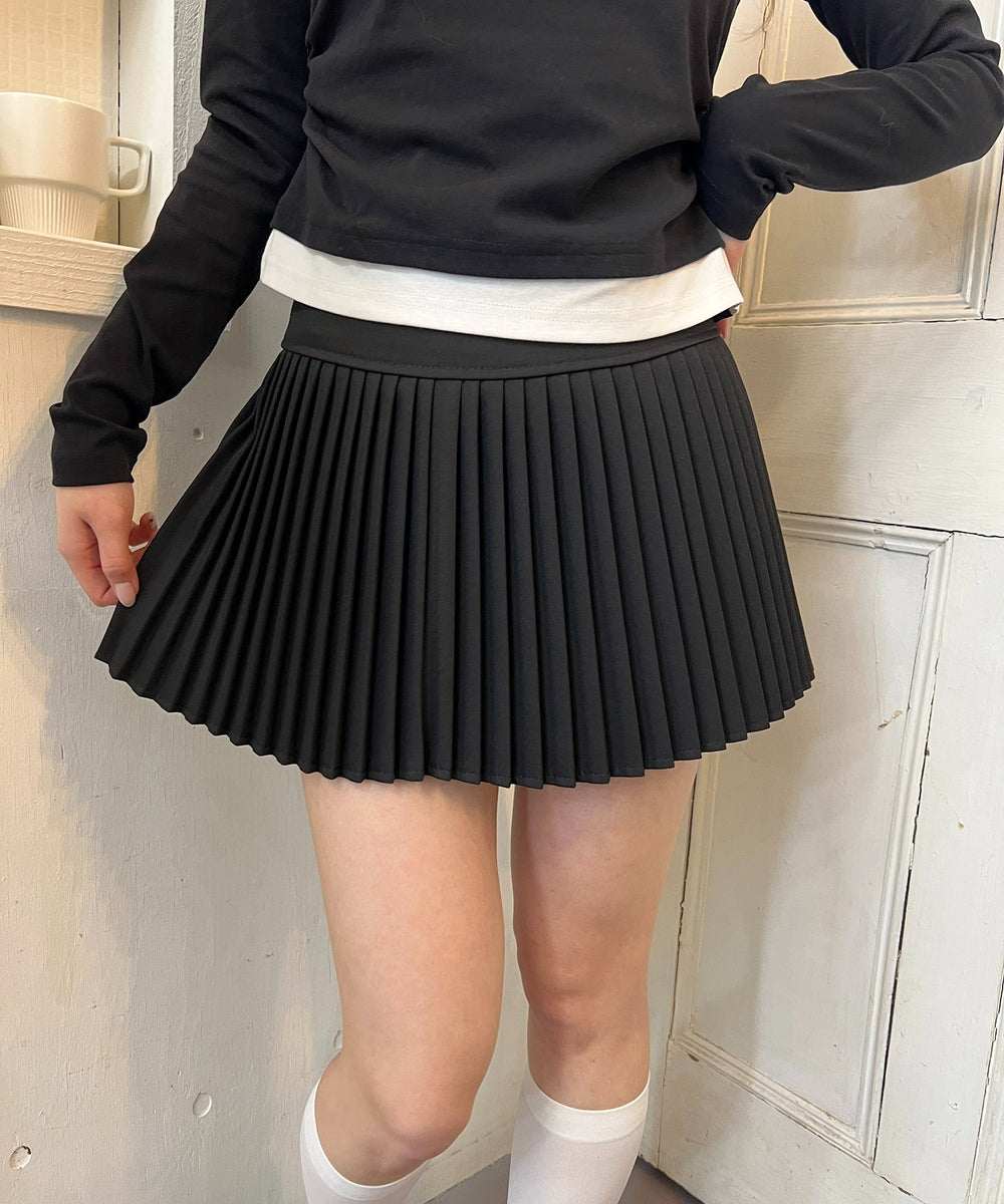 ブラック モデル：160㎝ F着用