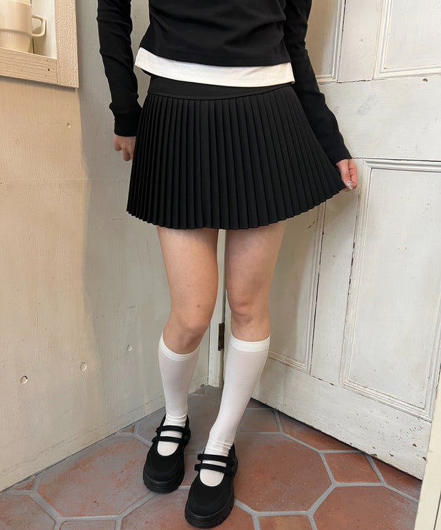 ブラック モデル：160㎝ F着用