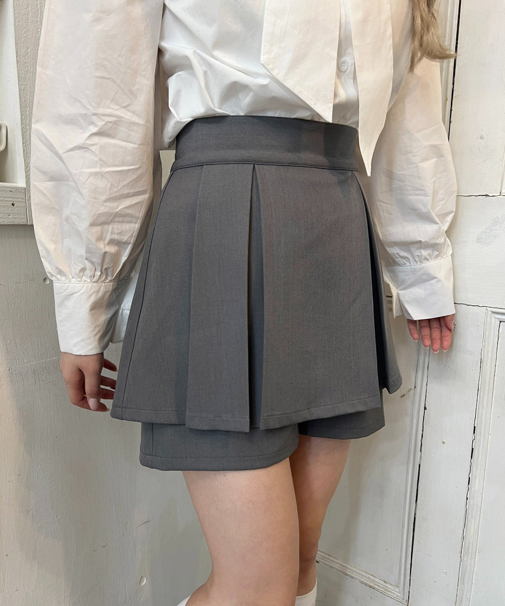 グレー モデル：160㎝ F着用