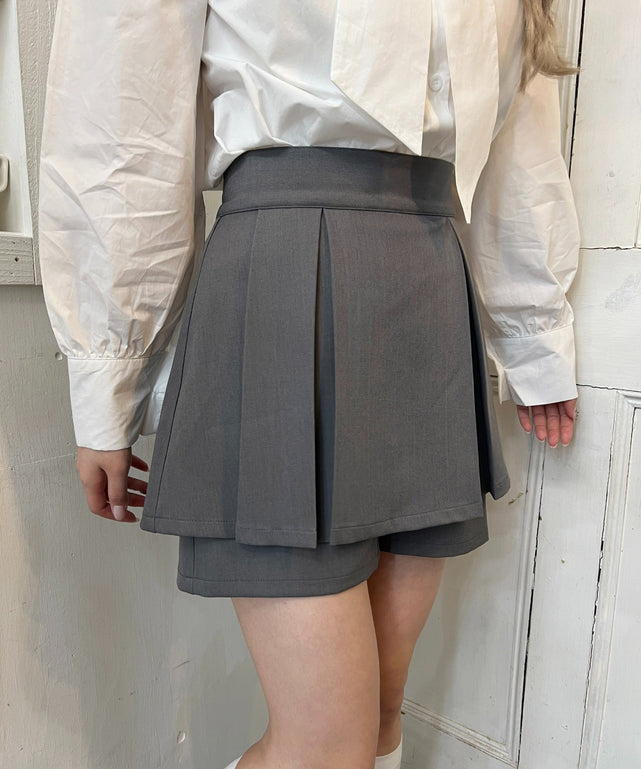 グレー モデル：160㎝ F着用