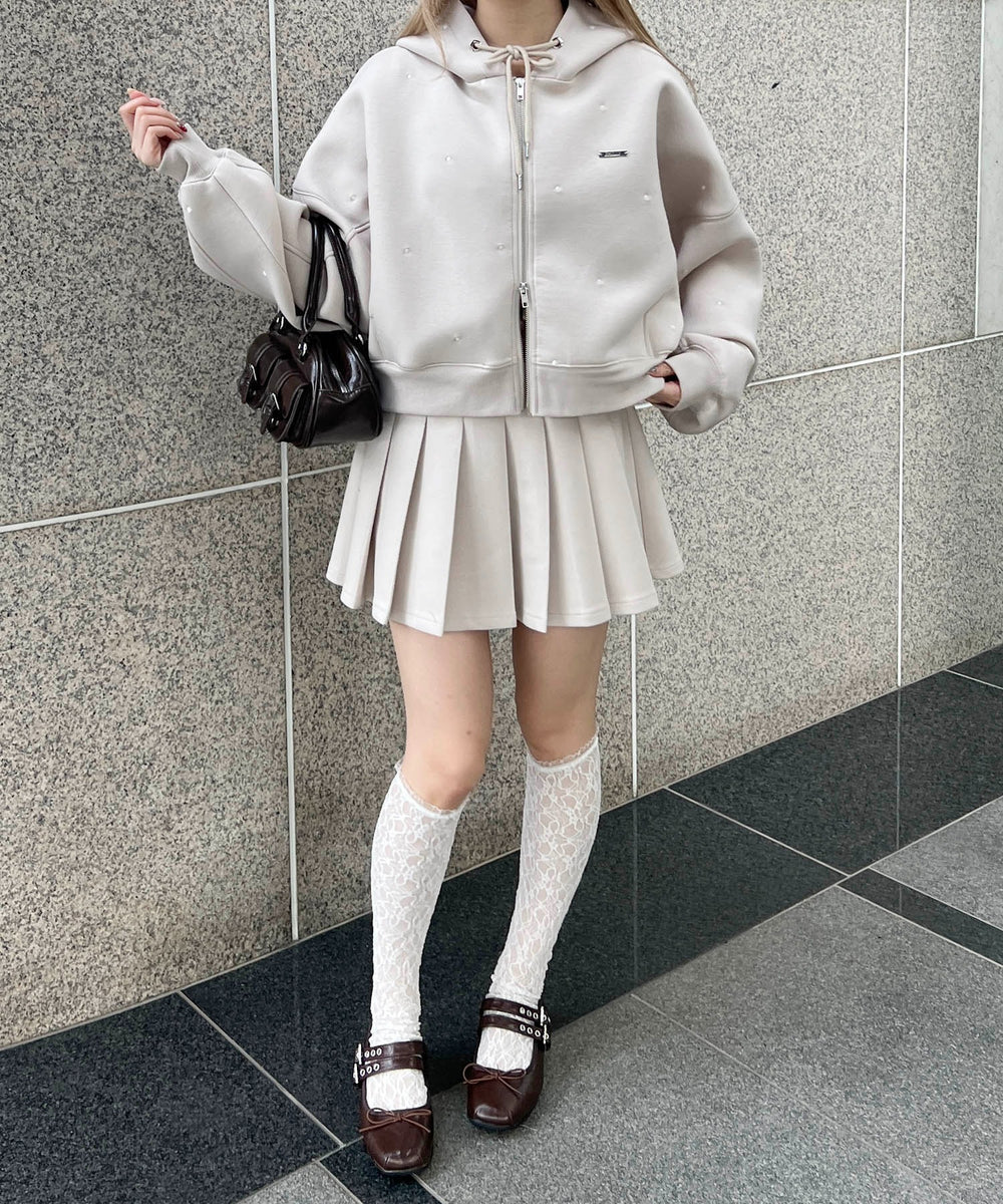 ベージュ モデル：160㎝ F着用