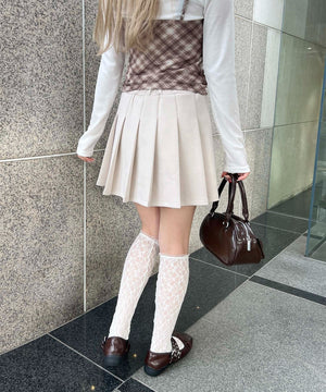 ベージュ モデル：160㎝ F着用