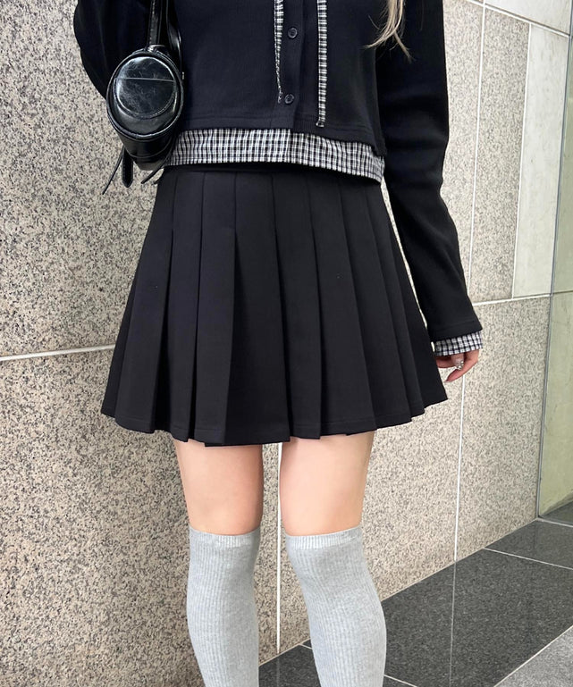 ブラック モデル：160㎝ F着用