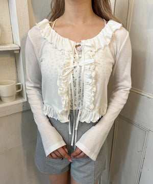 ホワイト モデル：160㎝ F着用