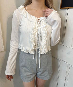 ホワイト モデル：160㎝ F着用