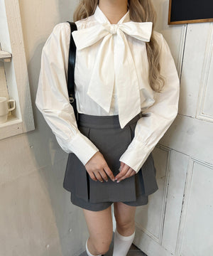 ホワイト モデル：160㎝ F着用