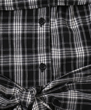 オフショルチェックシャツ